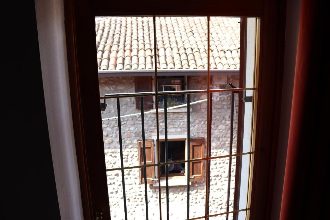Le Camere Dell'Ancora Monzambano Extérieur photo